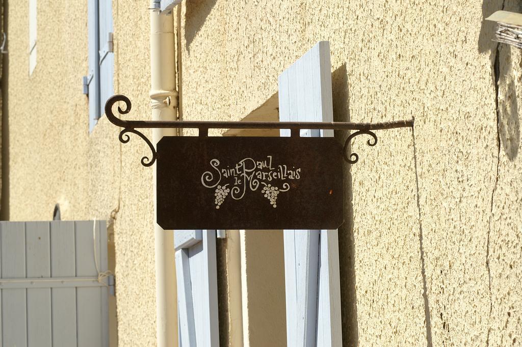 Saint Paul Le Marseillais Gites Meze Exterior photo